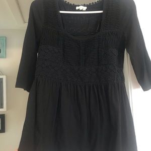 Black top with cute print on chest